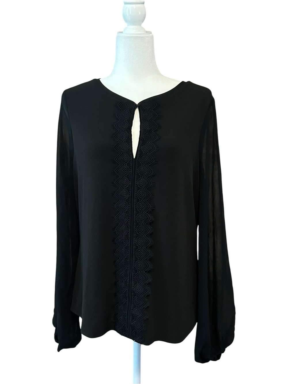 WHBM Lace Crepe Long Sheer Sleeve Market Blouse Women’s SZ L in Black - Picture 4 of 9